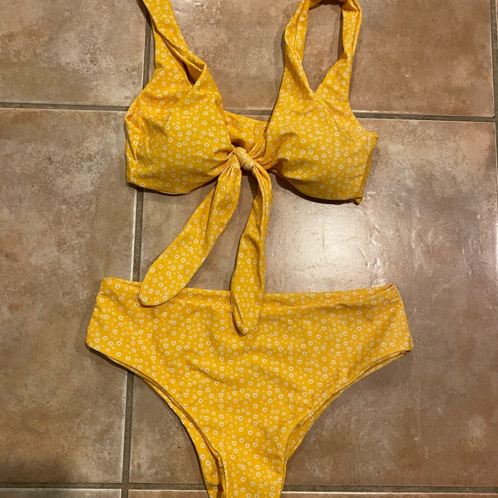 NWT bikini